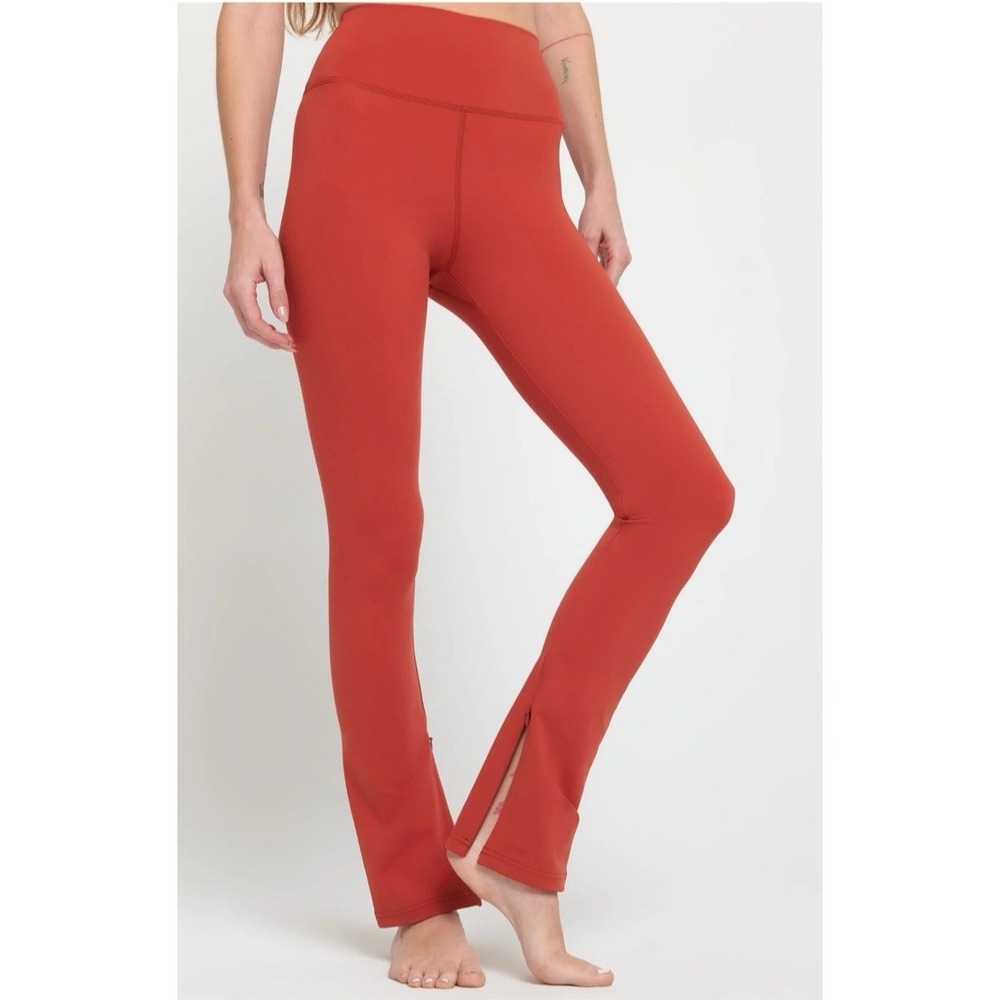 Spiritual Gangster Women Sze Medium Vivienne Zip Flare Pants Redstone Athleisure